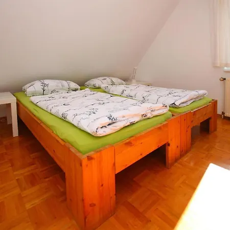 Apartment Am Flacher See, Klocksin